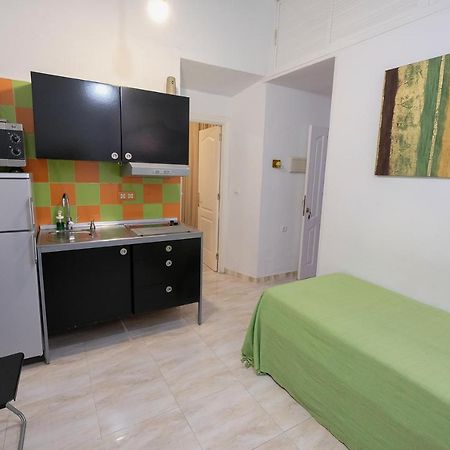 Apartamento A Redes Apartment เซบีญา ภายนอก รูปภาพ
